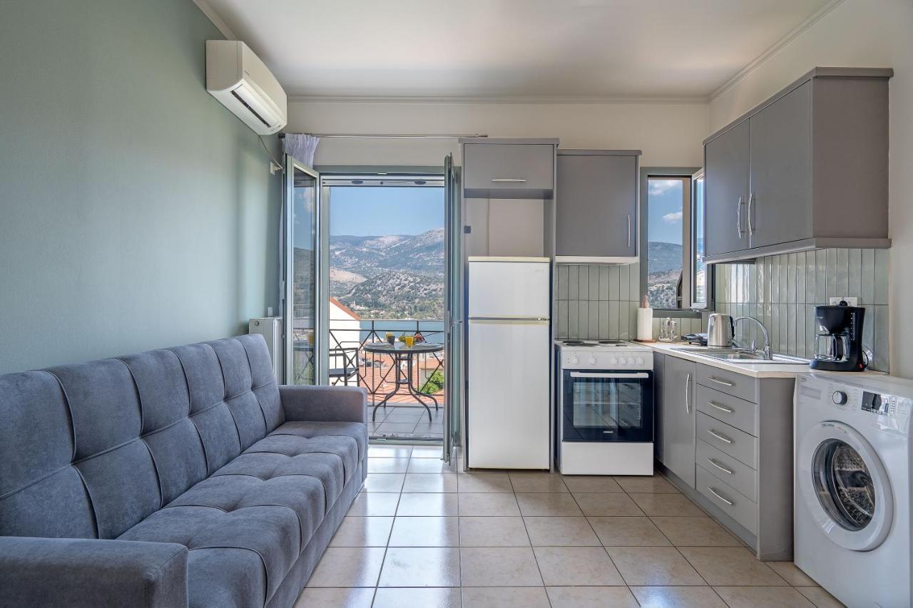 Unique View Apartments Argostoli  Eksteriør bilde